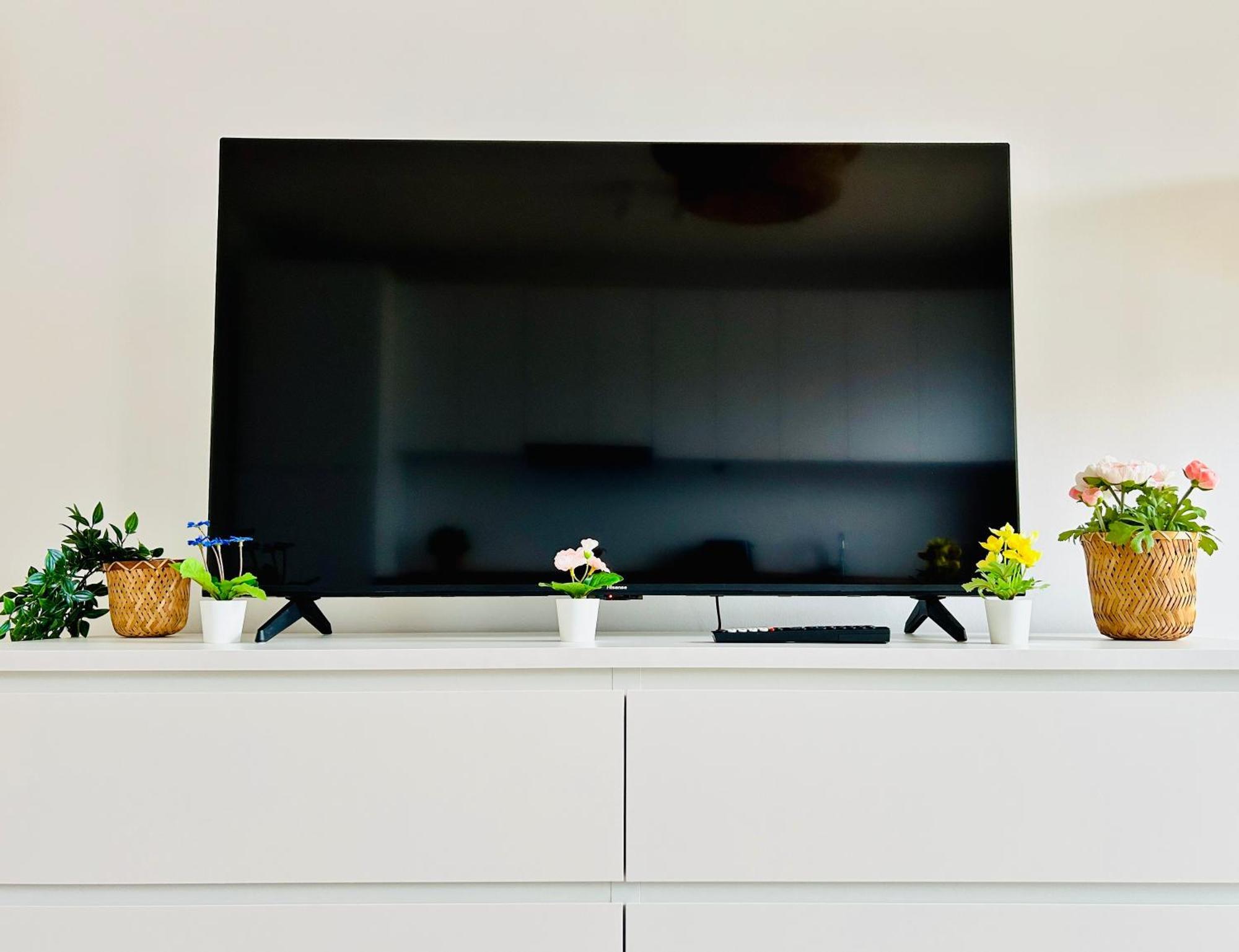 Modern Apartment With Balcony & Free Parking - Nearby Metro Vienna Exterior photo