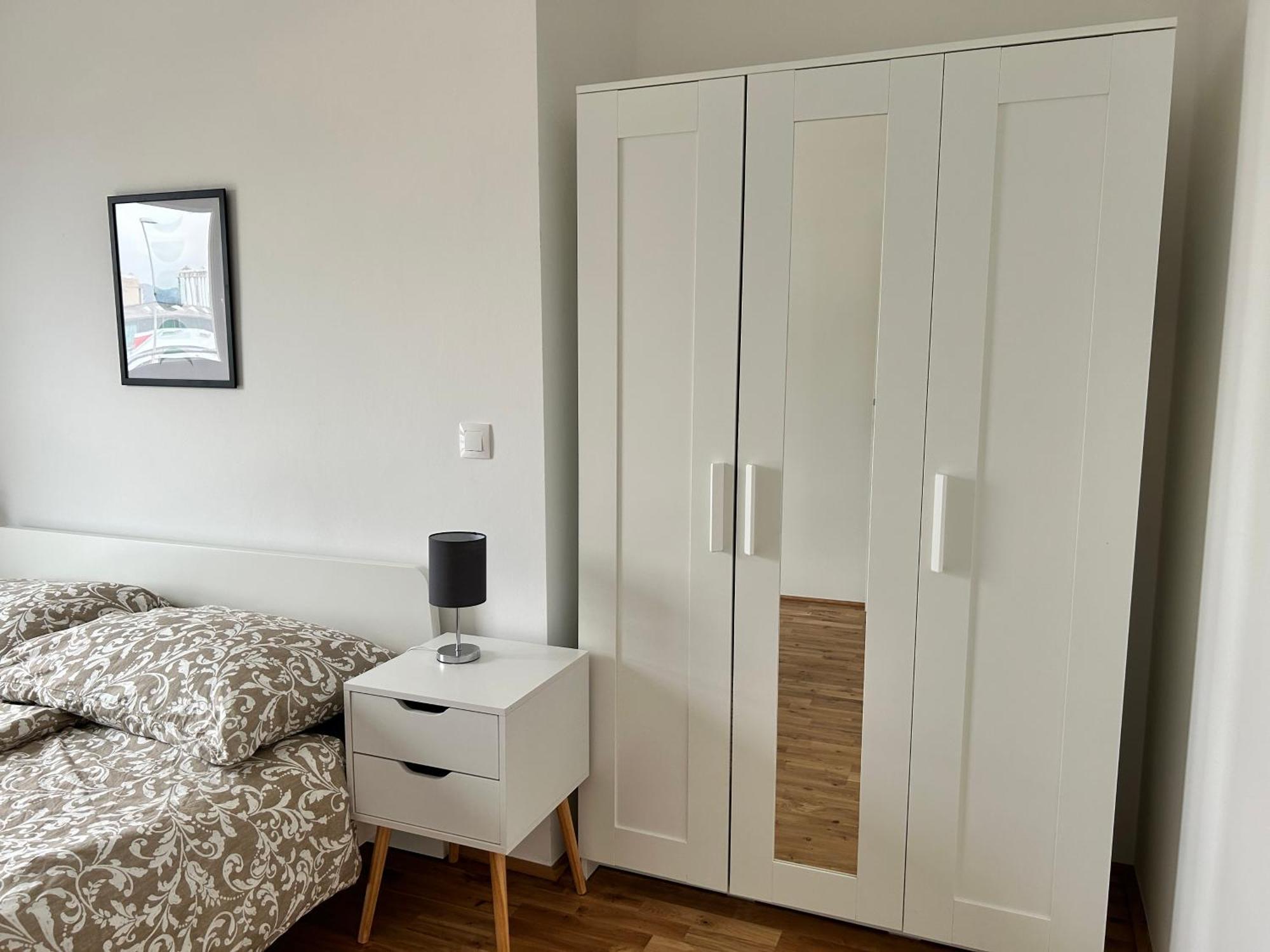 Modern Apartment With Balcony & Free Parking - Nearby Metro Vienna Exterior photo
